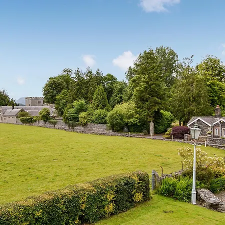 Fell View Lorton